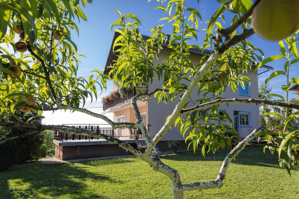 Apartments Nika Slunj Exterior foto
